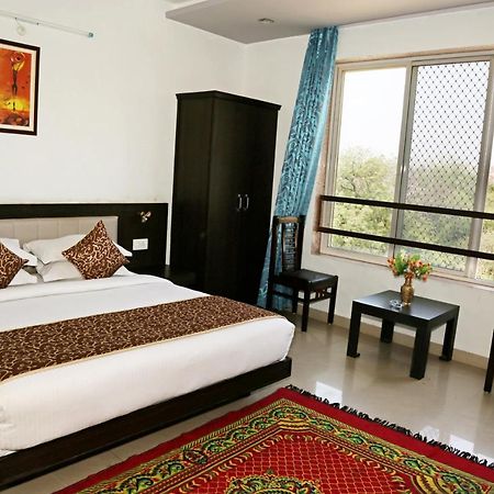 Narayans Leela Inn Udaipur Esterno foto
