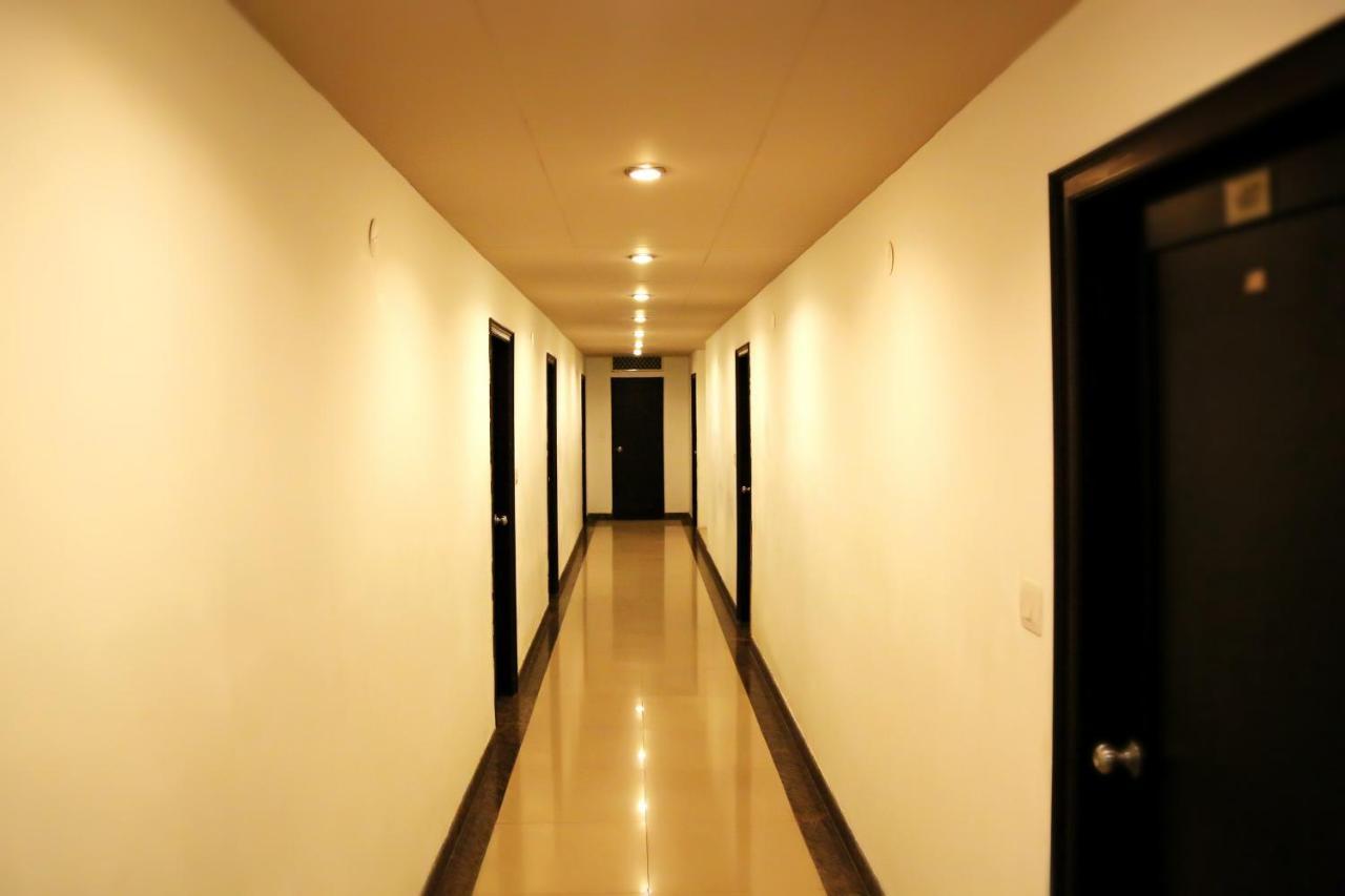 Narayans Leela Inn Udaipur Esterno foto