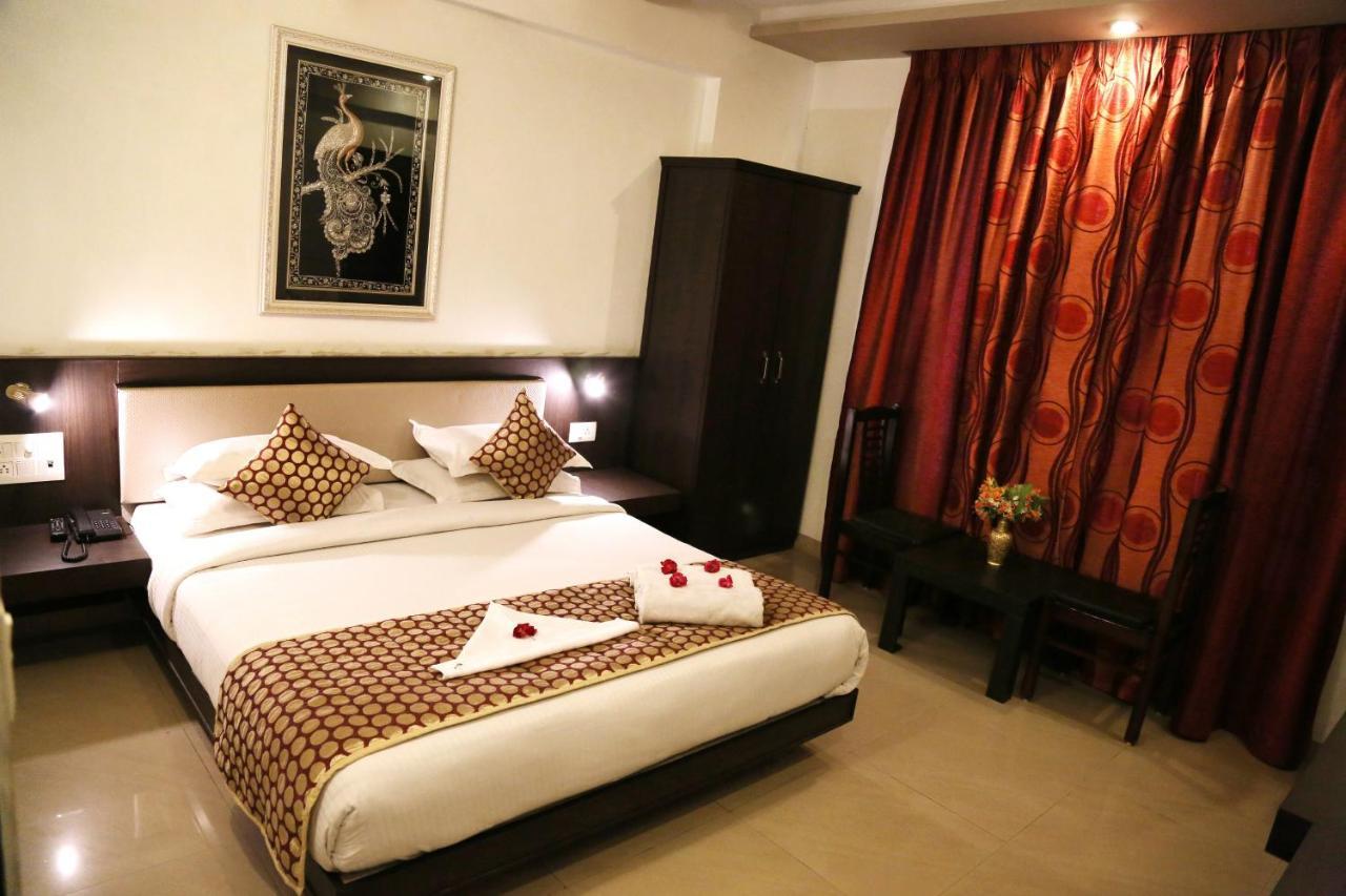 Narayans Leela Inn Udaipur Esterno foto