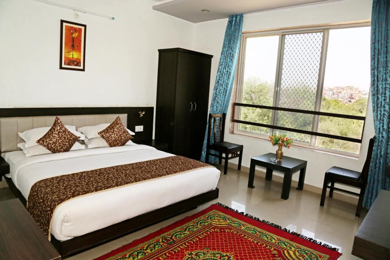 Narayans Leela Inn Udaipur Esterno foto