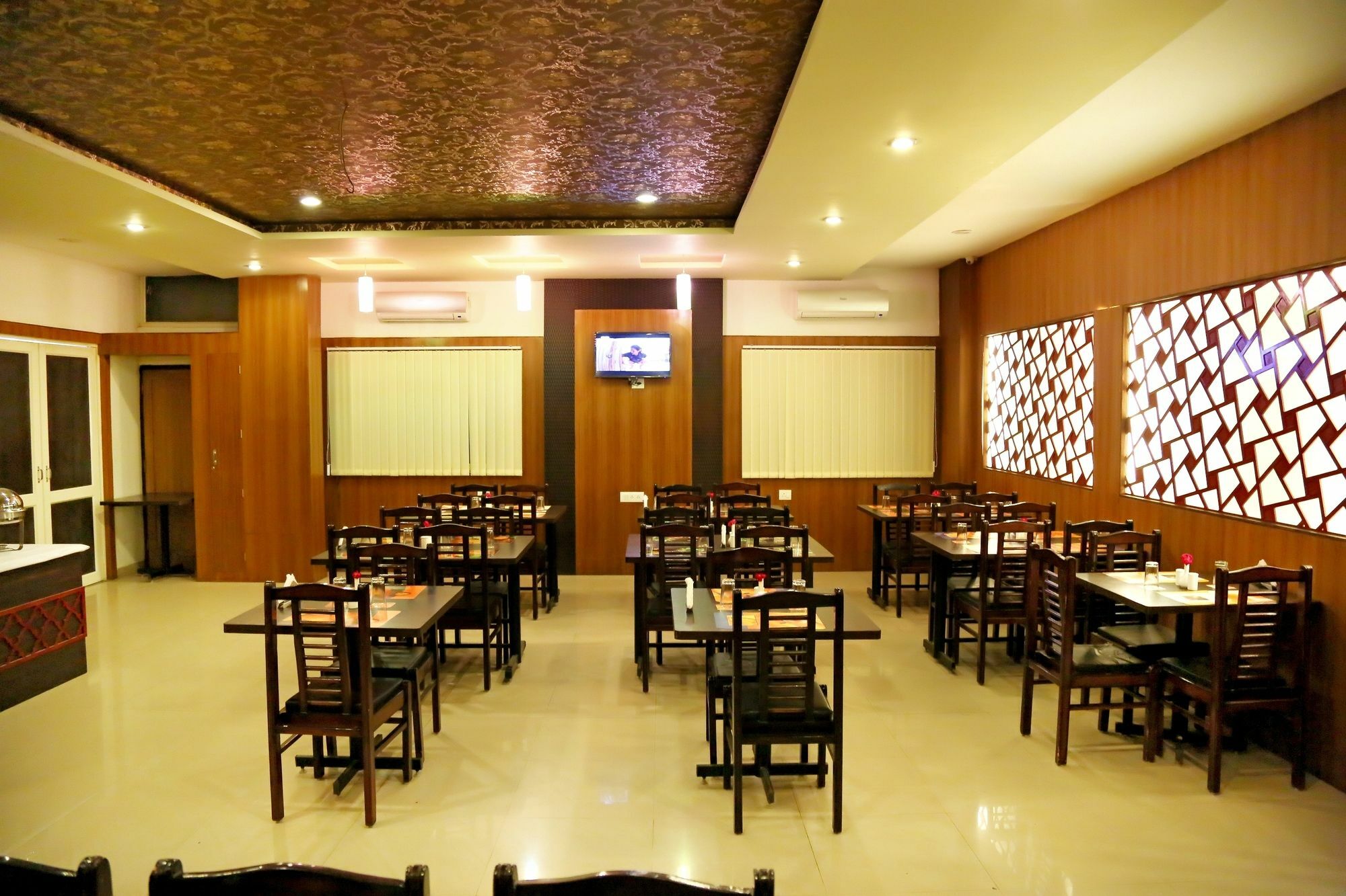 Narayans Leela Inn Udaipur Esterno foto